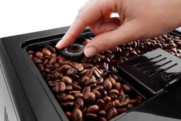 Ekspres ciśnieniowy do kawy Delonghi ECAM 46.860.B